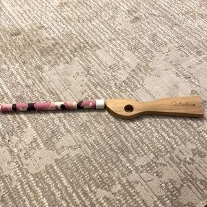 Cabral’s pink pop gun.